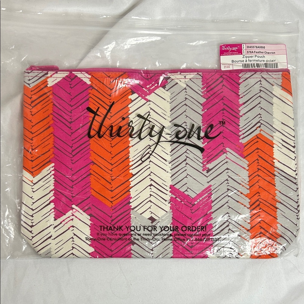 Thirty-One Vibrant Chevron Clutch